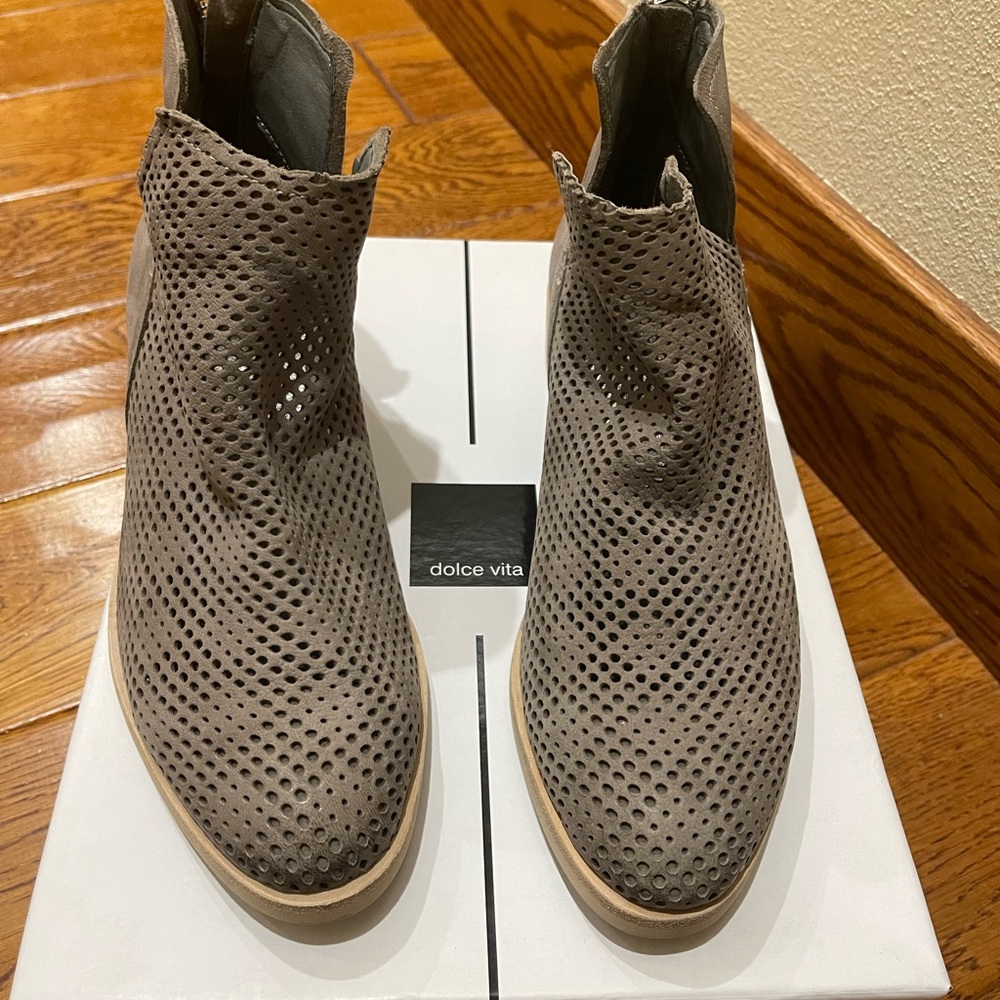 Dolce Vita Women's Gray Perforated Ankle Boots